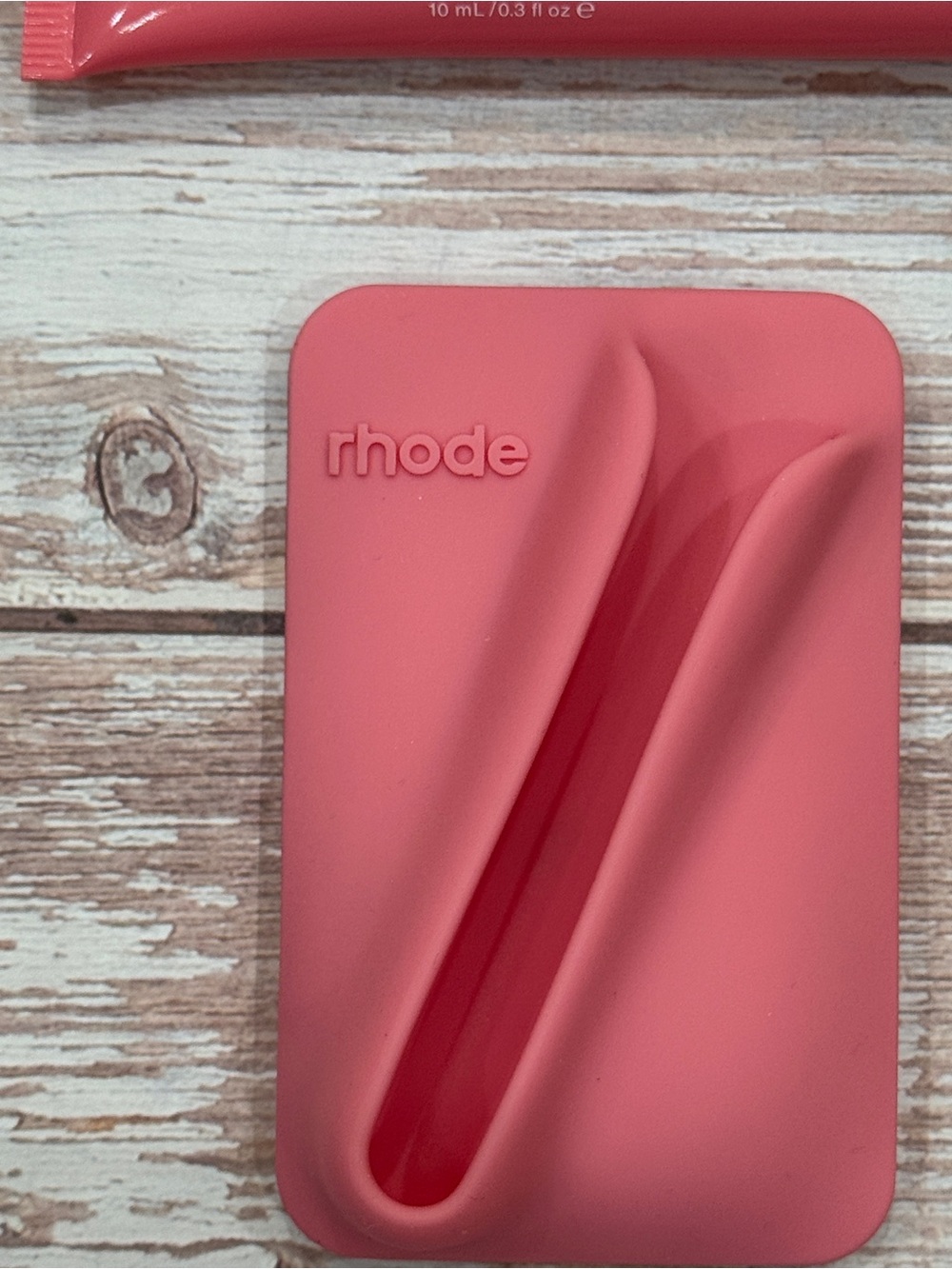 Rhode MagSafe Snap-On Lip Case for iPhone Magnetic Holder And SWEET PEA LIP TINT - Picture 4 of 8